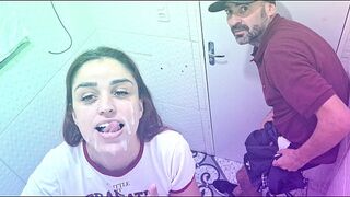 Slut fucks with a stranger in the bathroom of a bar!