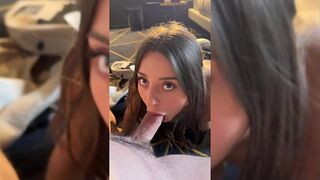 At my arrival, I get fucked in my hotel room- Luna Doll