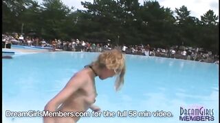 Wild Pussy Adventures At Nudes A Poppin