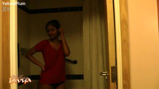 Super Hot Indian Babe Divya In Shower - Indian Porn