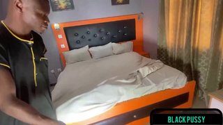 I love to fuck my husband men servant