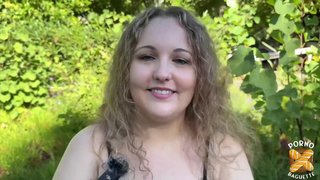 Alysieuse, a naughty young girl, eats dick