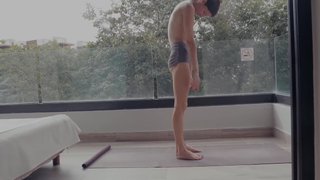 Yoga solo