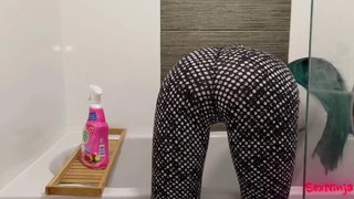 Real Amateur Maid Creampie – Cum Leaking Everywhere