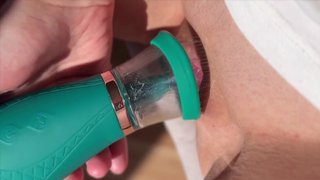 I shake from a strong orgasm (WAIT FOR THE END)