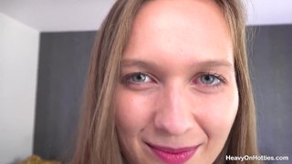 Stacy Cruz offers her perfect body to a hungry colossus