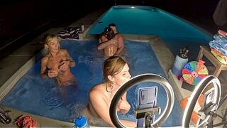 Hot Tub Orgy With Deliah Grace, Scarlett Gushes & Helena Price