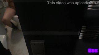 The painter took advantage of the opportunity