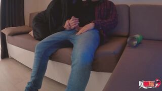 I put my dick in a box of chips and served my stepmom! HER reaction was amazing!