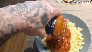 I EAT MY MAN'S CUM PASTA AND I LOVE IT!