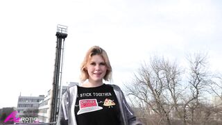 Ein Tag mit notgeilem Teen unterwegs Public bei uvm. IK3A