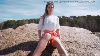 Extremely Risky Pussy Licking On The Public Beach! 4K