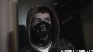 Young robbers wake up mature lady