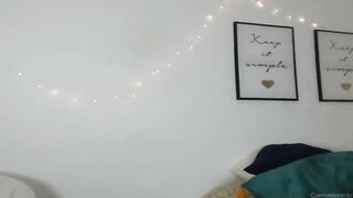 Camgirl nylon