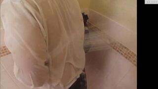Bathing While Wearing a Uniform! Wet Fetish