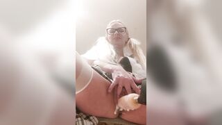 very very wet and dripping pussy sex machine