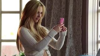 Babes.com - A GIRLS AFTERNOON - Holly Michael