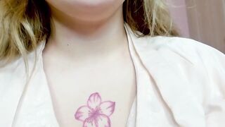 I show closed lips, neck, my holes, nipple