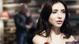 Imposter teen pretends to be their lost stepdaughter