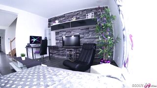 Teen Babysitter Fucked by Boss when his Wife is on Work