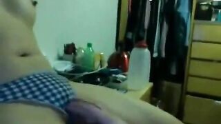 Asian gets licked in dorm with boy