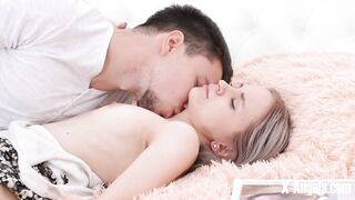 TeenMegaWorld - Herda Wisky - Lad cums on beautiful babe
