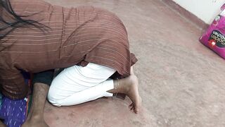Jawan Housemaid Ladki Ne Deep Blowjob Diya Morning Me