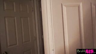 Bratty Sis - Quick Ride On Brother's Huge Cock Before Class S5:E1