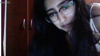 chilena mostrando el culo por webcam