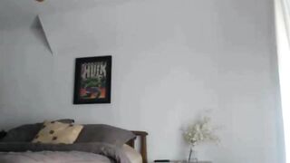 MILF and her toy on webcam squirt included