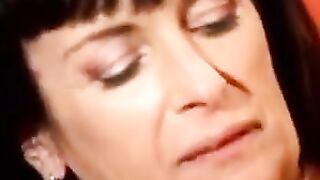 anal with a mature milf bushy asshole troia culo peloso