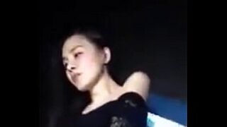 strip chinese girl dance in club