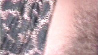 Telefonsex mal anders MIlf schiebt sich den hoerer rein