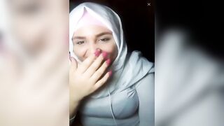 hijab livestream