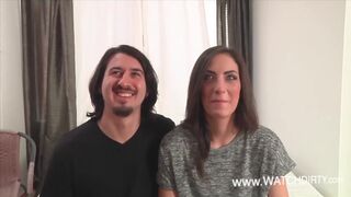 CUCKOLD, ASSI FICKT SEINE FREUNDIN UND ER SCHAUT ZU
