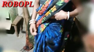 Desi chhoti bhabhi ki saree remove finger khare khare chudai ghar me bulakar ROBOPL