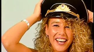 Blondes geiles deutsches Teen beim Porno Schnupper Casting