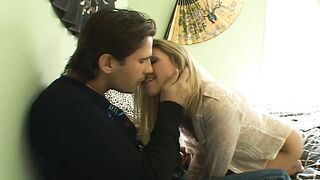 Ich ficke die Notgeile blondine in Ihrem Spielezimmer