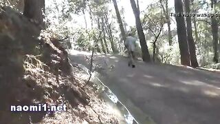 public park blowjob for Naomi