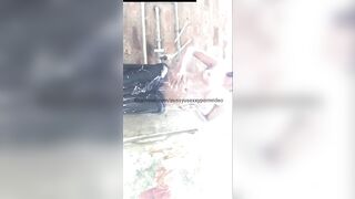 Desi aunty outdoor bathing sinhala kella
