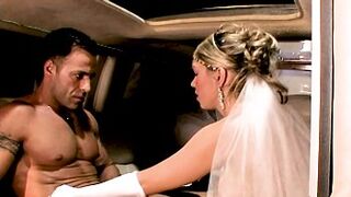 Honey Moon in a Limo with Roge Ferro and Fernandinha Fernandes
